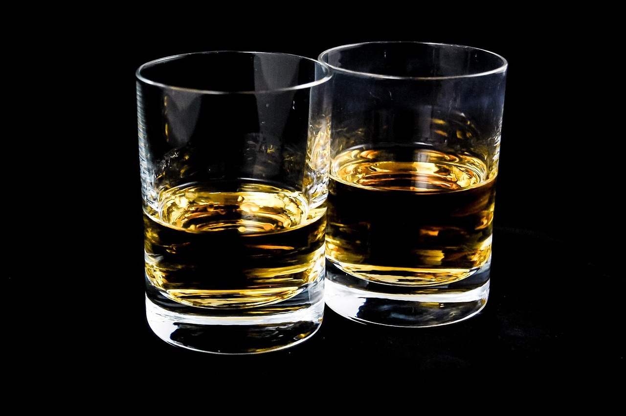 Jakie szklanki do whisky będą odpowiednie?