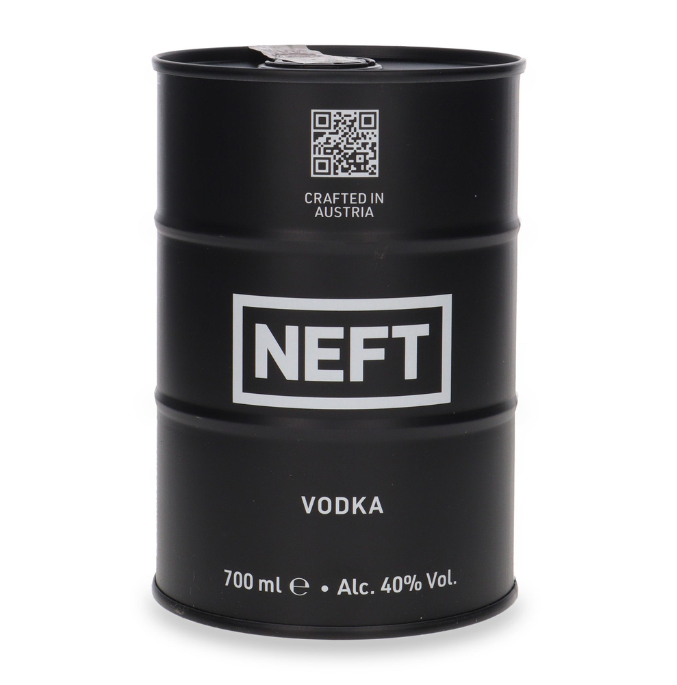 Wódka NEFT Black Barrel / 40% / 0,7l