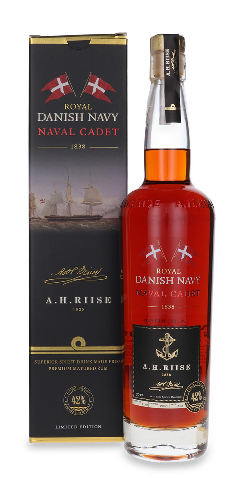 AH Riise Naval Cadet Royal Danish Navy Rum / 42% / 0.7l