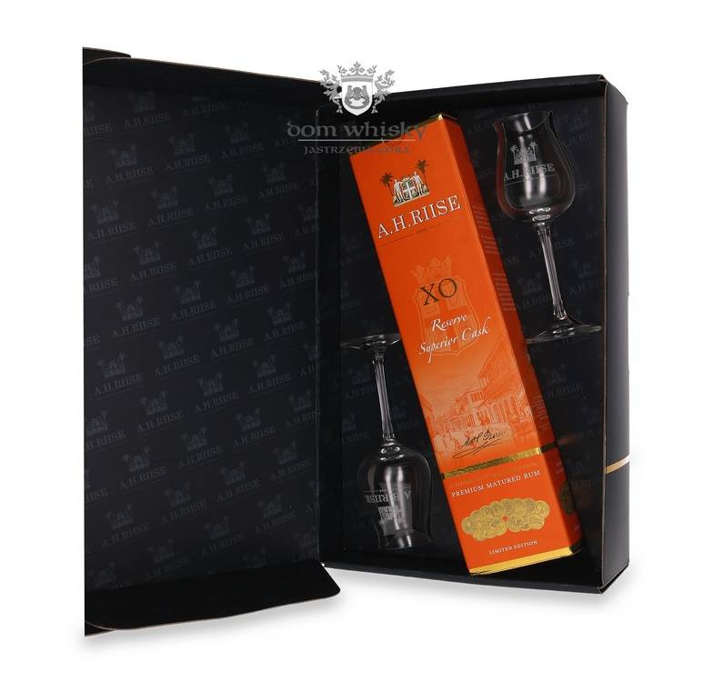 AH Riise XO Reserve Superior Cask Rum + 2 glasses / 40% / 0.7l