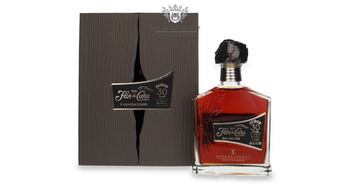 Flor de Cana V Generaciones 30-letni Single Family Estate / 45% / 0,7l