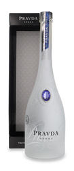Pravda Vodka / 40% / 0.7l