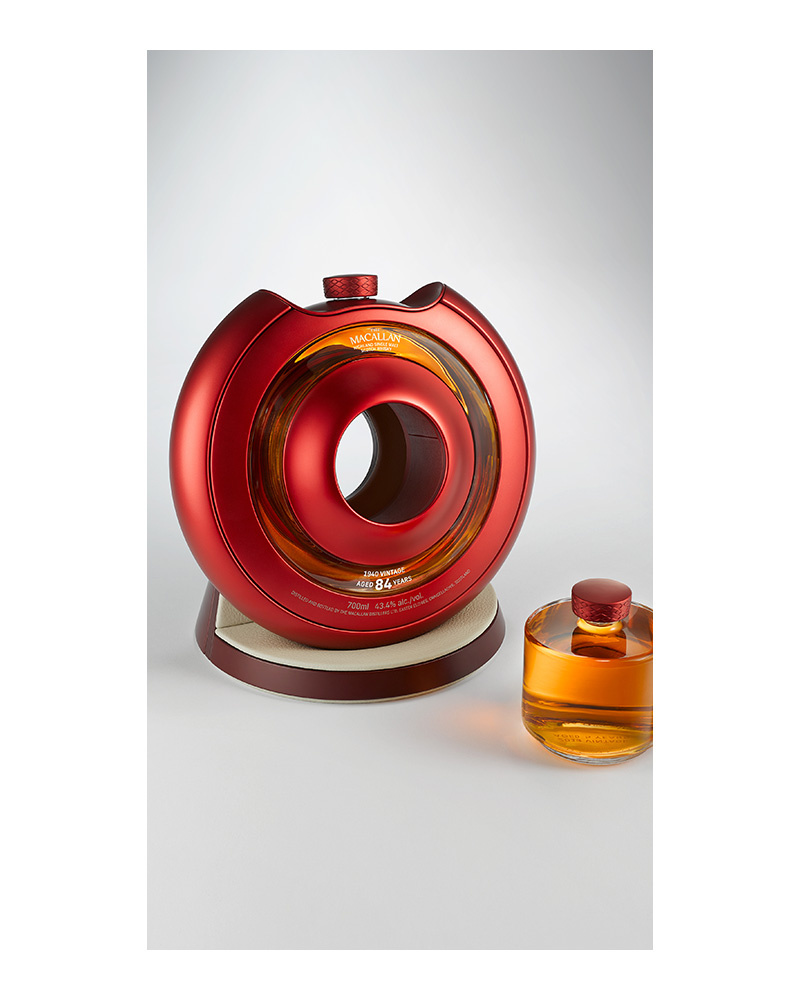 The Macallan Time Space 1940 Vintage / 43,4%/ 0,7l  + 2018 Vintage/ 54,9%/ 0,35l 