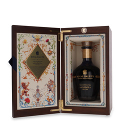 Chivas Royal Salute The Coronation of King Charles III Edition / 52.3% / 0.7l