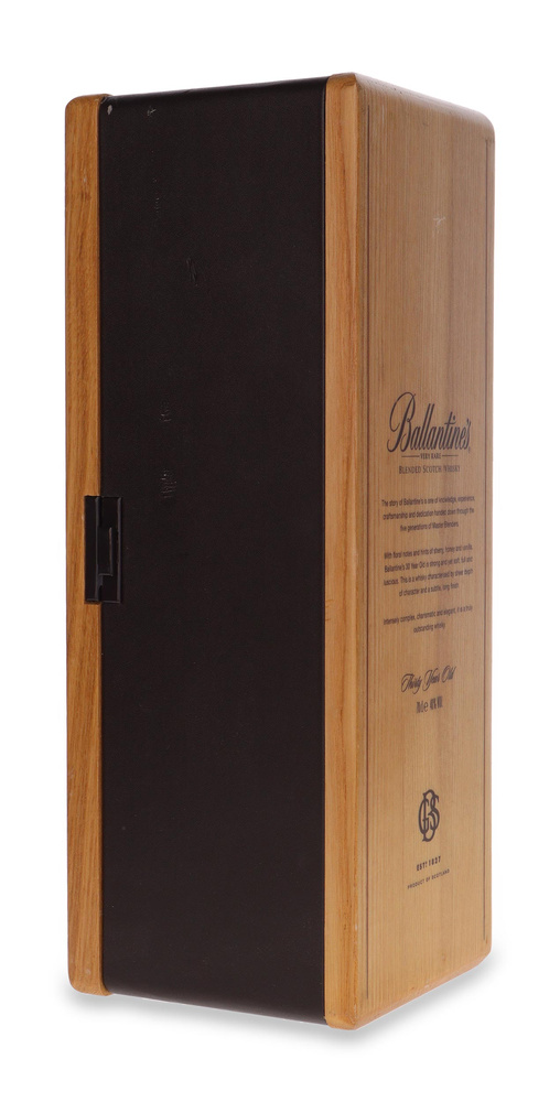 Ballantine's 30-letni / 40% / 0,7l Uszkodzone opakowanie.