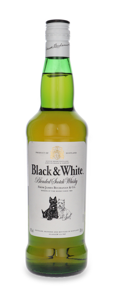 Black & White Blended Scotch Whisky / 40% / 0,7l