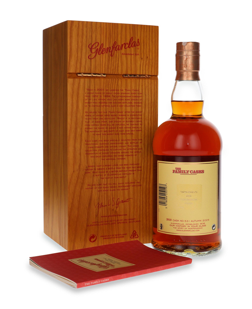 Glenfarclas The Family Casks 2010, Bottled 2025 / 59,2% / 0,7l
